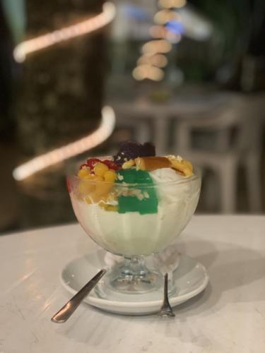 Halo Halo - the typical Philippine dessert