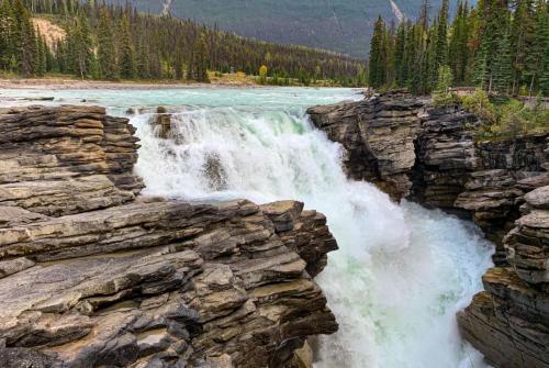 Sunwapta Falls